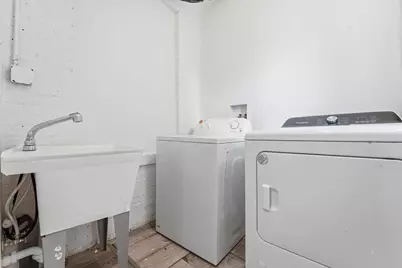 2715 Harvey Avenue, Berwyn, IL 60402 - Photo 37