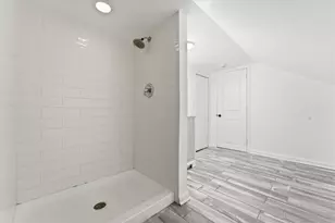 2715 Harvey Ave, Berwyn, IL 60402 - Photo 17