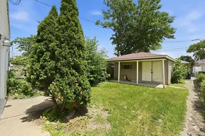 2715 Harvey Avenue, Berwyn, IL 60402 - Photo 39