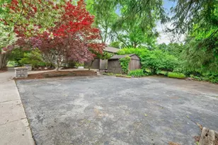3904 Earlston Rd, Downers Grove, IL 60515 - Photo 5