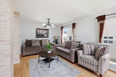 154 Augusta Drive, Streamwood, IL 60107 - Photo 9