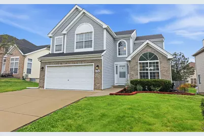154 Augusta Drive, Streamwood, IL 60107 - Photo 1
