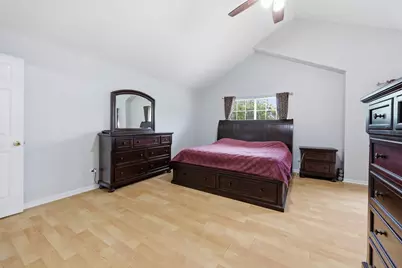 154 Augusta Drive, Streamwood, IL 60107 - Photo 23