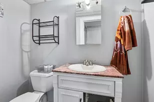 356 W Park Ave, Addison, IL 60101 - Photo 19