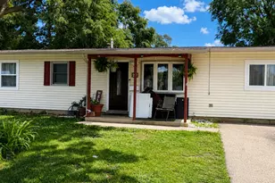 435 Fenton Ave, Romeoville, IL 60446 - Photo 1