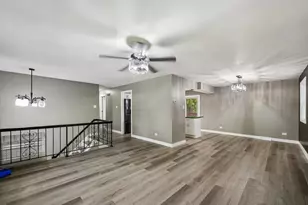 21601 Jeffrey Ave, Sauk Village, IL 60411 - Photo 11