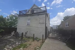 9950 S State St, Chicago, IL 60628 - Photo 5