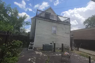 9950 S State St, Chicago, IL 60628 - Photo 7