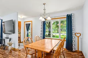 411 Carlisle Rd, Batavia, IL 60510 - Photo 5