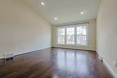 9249 Barberry Lane, Des Plaines, IL 60016 - Photo 17