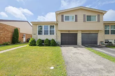 9249 Barberry Lane, Des Plaines, IL 60016 - Photo 1