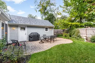 222 E Center Ave, Lake Bluff, IL 60044 - Photo 29