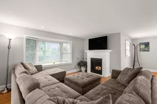 222 E Center Ave, Lake Bluff, IL 60044 - Photo 15