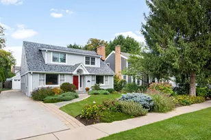222 E Center Ave, Lake Bluff, IL 60044 - Photo 3