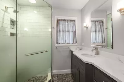 222 E Center Avenue, Lake Bluff, IL 60044 - Photo 17