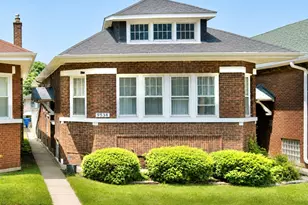 9538 S Greenwood Ave, Chicago, IL 60628 - Photo 1
