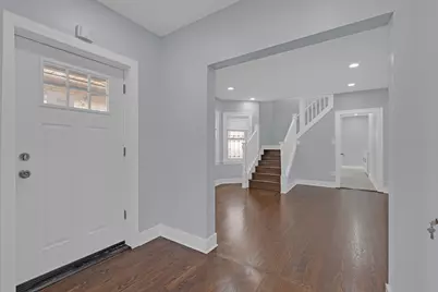 2539 W Morse Avenue, Chicago, IL 60645 - Photo 13