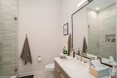 1348 W Roscoe Street #203, Chicago, IL 60657 - Photo 5