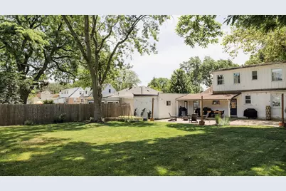 1907 E Indiana Street, Wheaton, IL 60187 - Photo 17