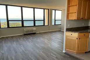 5100 N Marine Dr, Chicago, IL 60640 - Photo 3