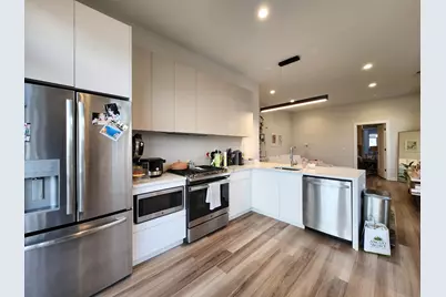 1348 W Roscoe Street #401, Chicago, IL 60657 - Photo 7