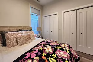 1348 W Roscoe St, Chicago, IL 60657 - Photo 17