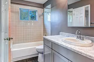 200 Hampdon Ct, Bolingbrook, IL 60440 - Photo 11