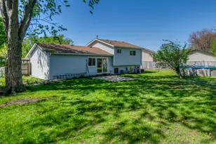 200 Hampdon Ct, Bolingbrook, IL 60440 - Photo 19