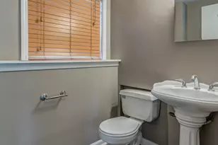 200 Hampdon Ct, Bolingbrook, IL 60440 - Photo 15