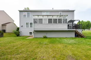 340 Kennedy Dr, Antioch, IL 60002 - Photo 33