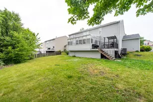 340 Kennedy Dr, Antioch, IL 60002 - Photo 37