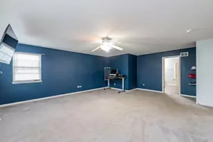 340 Kennedy Dr, Antioch, IL 60002 - Photo 15