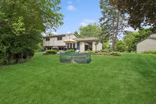 413 Catalpa Ln, Libertyville, IL 60048 - Photo 23