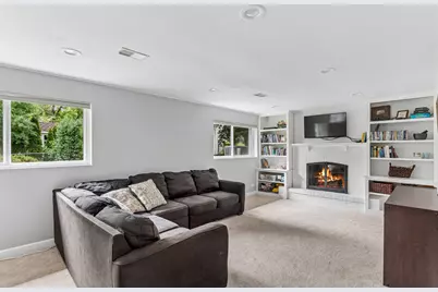 413 Catalpa Lane, Libertyville, IL 60048 - Photo 13