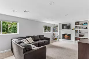 413 Catalpa Ln, Libertyville, IL 60048 - Photo 13