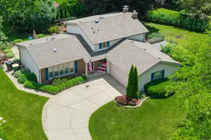 413 Catalpa Ln, Libertyville, IL 60048 - Photo 25