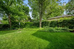 423 Pleasant Ave, Highland Park, IL 60035 - Photo 31