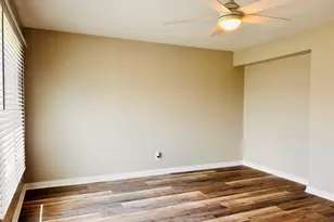 451 Yorkshire Sq, Bolingbrook, IL 60440 - Photo 9