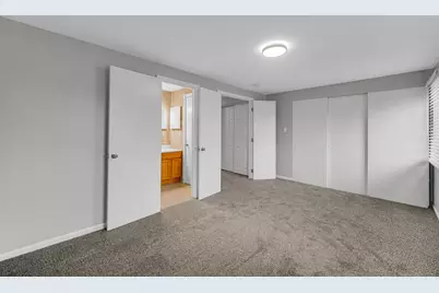 451 Yorkshire Square #451, Bolingbrook, IL 60440 - Photo 11