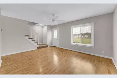 451 Yorkshire Square #451, Bolingbrook, IL 60440 - Photo 7