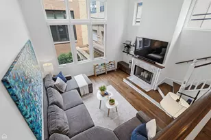 2740 N Wayne Ave, Chicago, IL 60614 - Photo 19