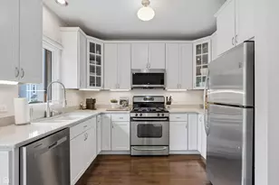 2740 N Wayne Ave, Chicago, IL 60614 - Photo 5