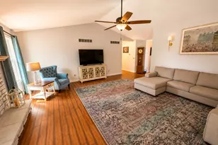 614 Moth St, Pecatonica, IL 61063 - Photo 7