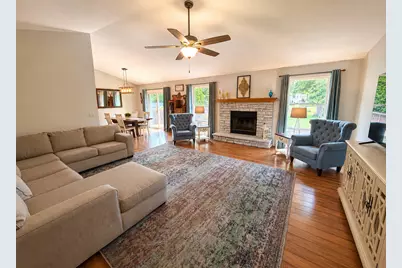 614 Moth Street, Pecatonica, IL 61063 - Photo 5
