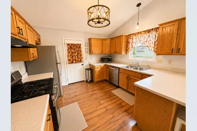 614 Moth Street, Pecatonica, IL 61063 - Photo 11