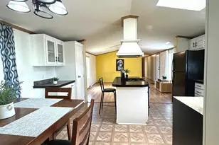1028 NW Alma Cir, Round Lake, IL 60073 - Photo 19