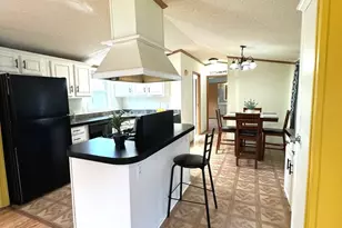 1028 NW Alma Cir, Round Lake, IL 60073 - Photo 15