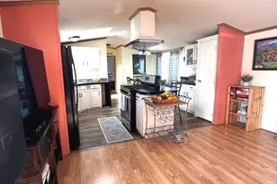 1028 NW Alma Cir, Round Lake, IL 60073 - Photo 9
