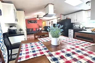 1028 NW Alma Cir, Round Lake, IL 60073 - Photo 11
