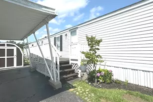 1028 NW Alma Cir, Round Lake, IL 60073 - Photo 1